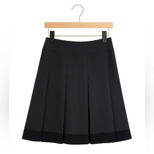 The Limited Collection Black & White Pinstripe Pleated Skirt – Size Medium